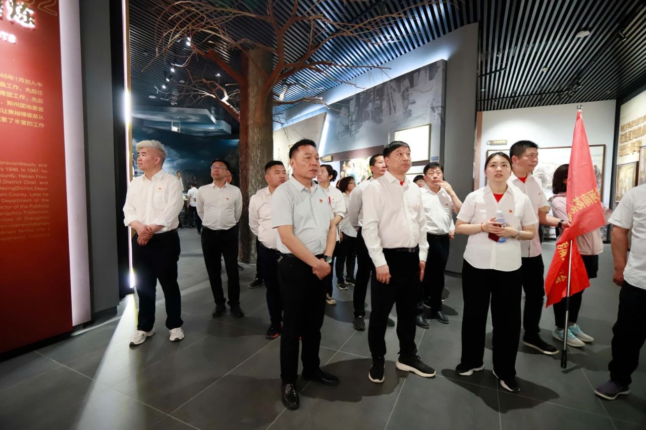 砥礪初心使命，汲取奮進(jìn)力量丨花花牛乳業(yè)集團(tuán)黨委組織開展學(xué)習(xí)“焦裕祿精神”主題黨日活動(dòng)