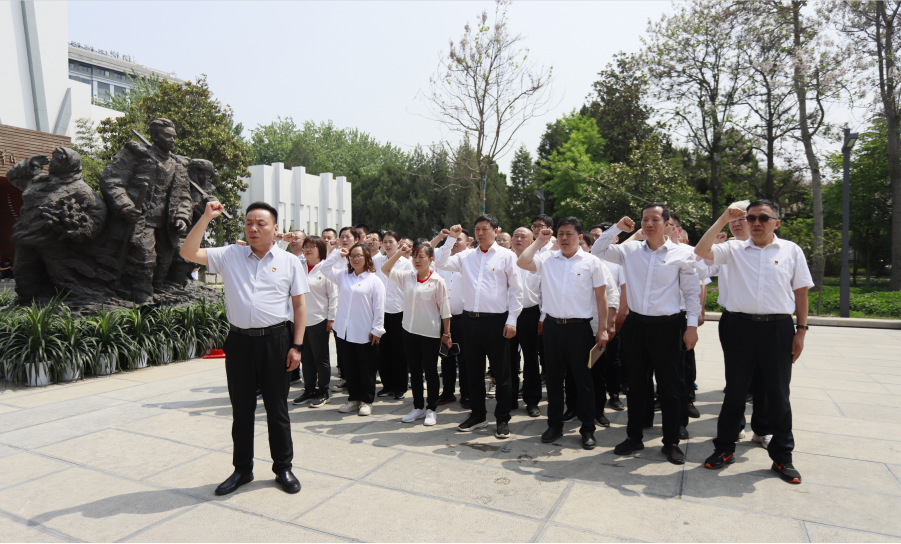 砥礪初心使命，汲取奮進(jìn)力量丨花花牛乳業(yè)集團(tuán)黨委組織開展學(xué)習(xí)“焦裕祿精神”主題黨日活動(dòng)