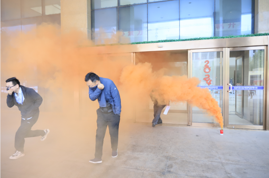 增強(qiáng)消防意識(shí)，筑牢安全底線丨花花牛乳業(yè)集團(tuán)組織消防應(yīng)急演練