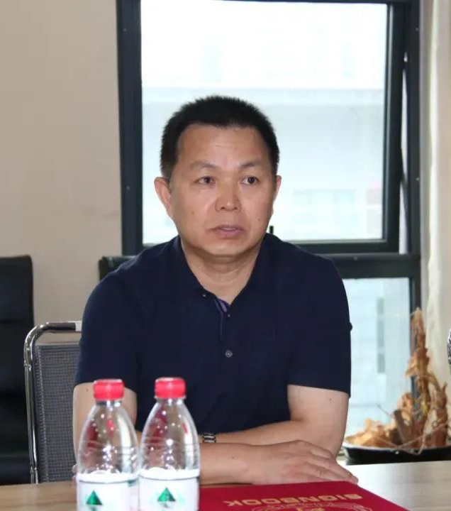 愛心奶情系學(xué)子，公益情溫暖人心—河南花花牛乳業(yè)集團助力基金會“圓夢計劃?一杯奶”公益項目，愛心捐贈善款50萬元！