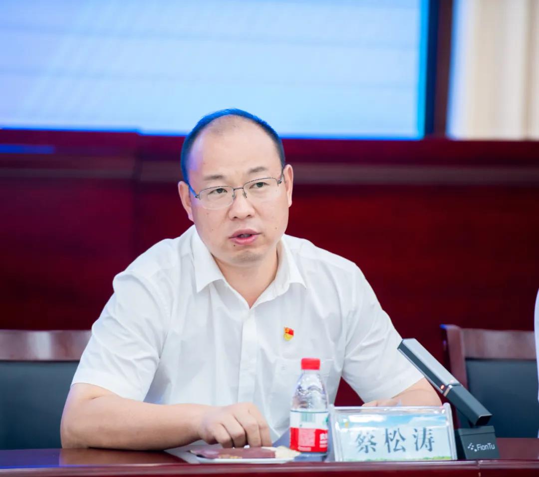 花花牛| 蘭考縣人民政府與蒙牛、花花牛達(dá)成戰(zhàn)略合作 助力河南奶業(yè)高質(zhì)量發(fā)展