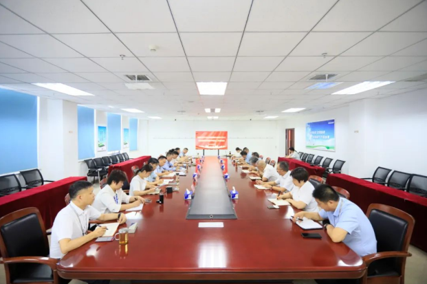 河南花花牛乳業(yè)集團(tuán)召開(kāi)群眾身邊不正之風(fēng)和腐敗問(wèn)題集中整治工作推進(jìn)會(huì)