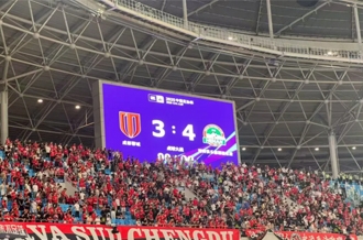 榮耀時(shí)刻，共赴巔峰——河南花花牛乳業(yè)集團(tuán)見證河南足球歷史性突破，與一億家鄉(xiāng)人民共燃鐵血榮光！